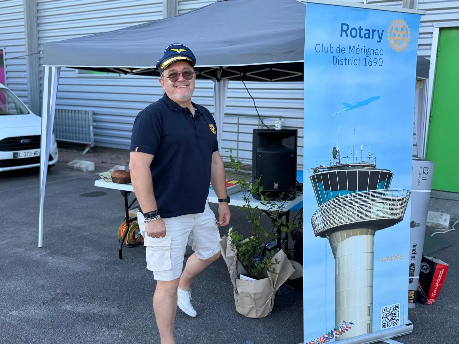 Bénévole du Rotary au stand du Championnat, édition 2026
