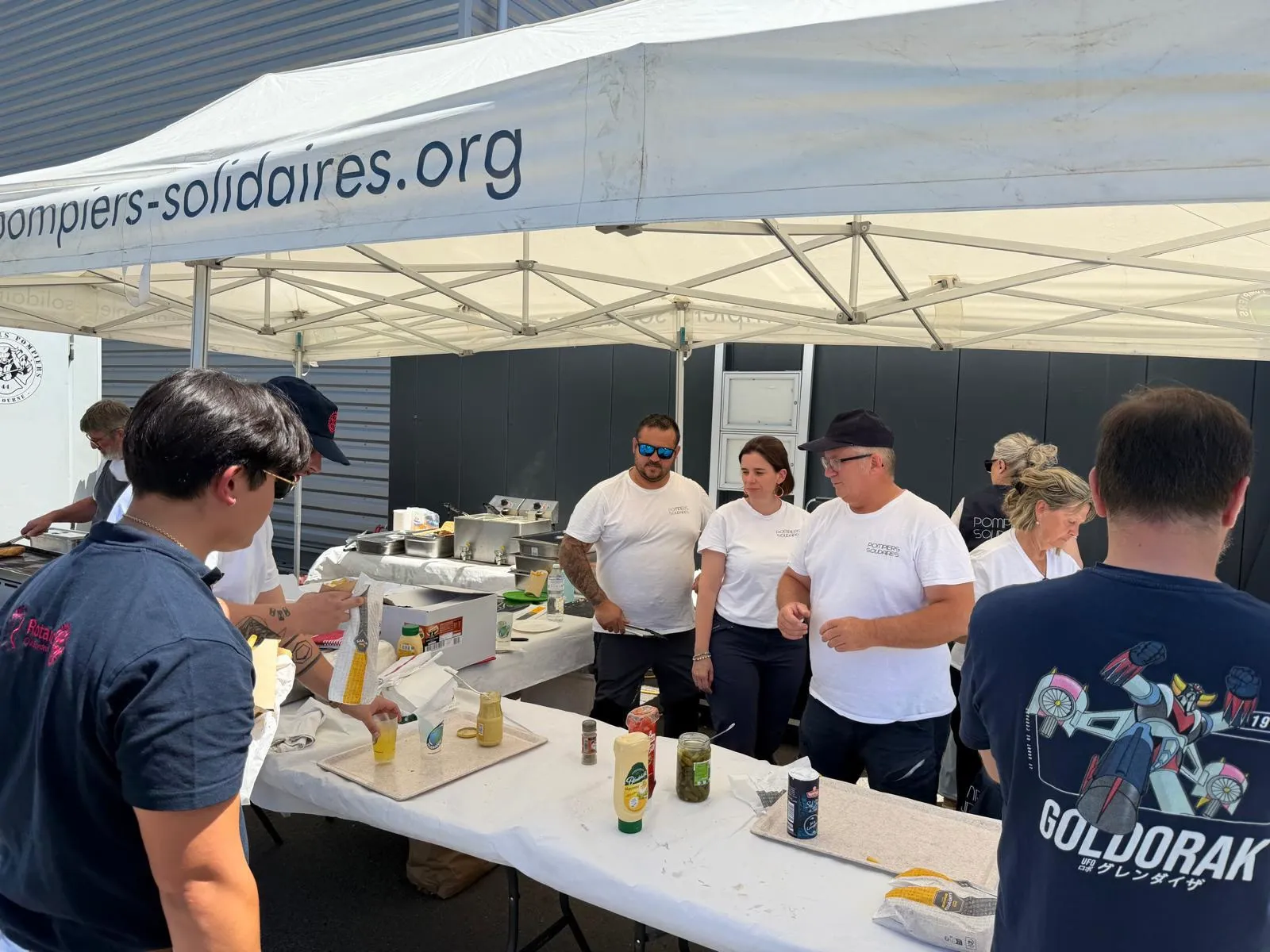 Le stand des Pompiers Solidaires, bénéficiaires de l'édition 2026